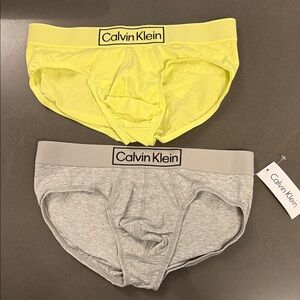 New Calvin Klein Cotton Low Rise Brief. 2 pack.